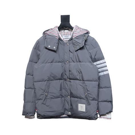 identifying fake thom browne